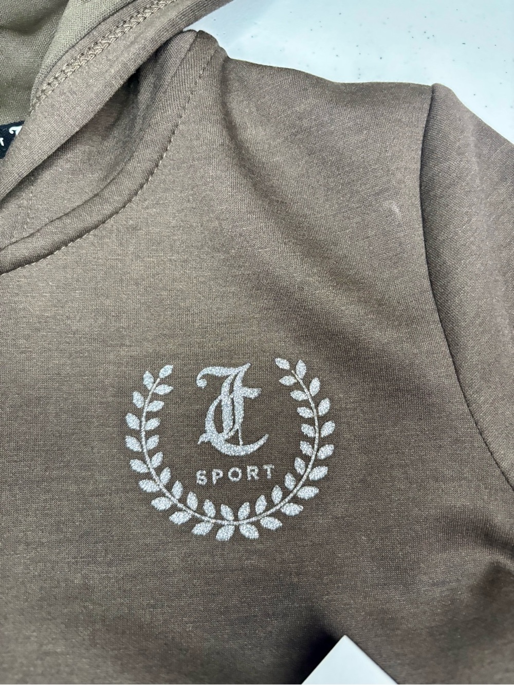 NWT Juicy Couture Chocolate Brown Heritage Crest Hoodie & Flare Tracksuit Set - Picture 3 of 7